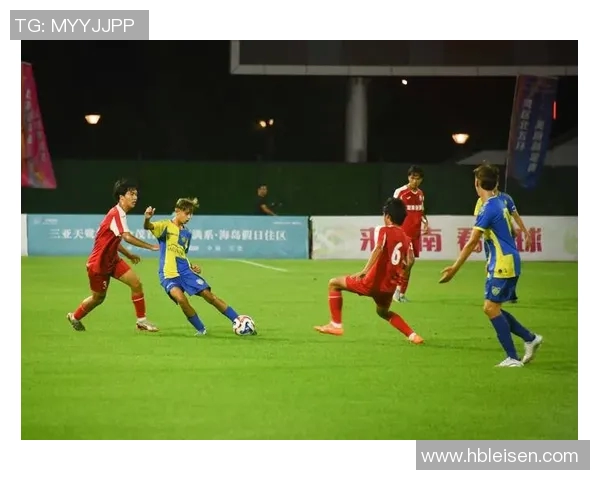 燃情绿茵追梦路足球球星拼搏与荣耀故事短片